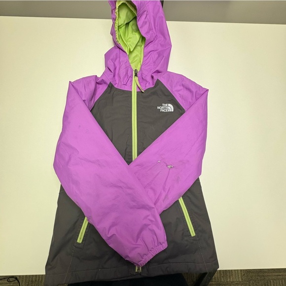 The North Face Girls Small 7-8 DryVent Hooded Windbreaker Jacket Purple Grey - Picture 2 of 7